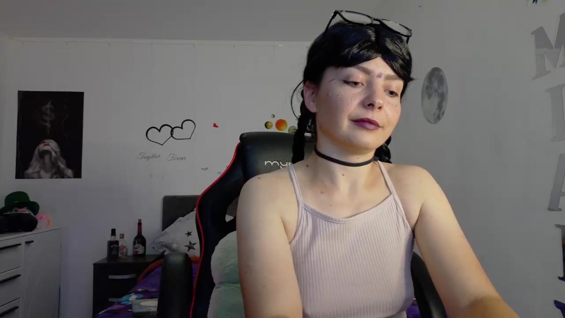 Gallery image thumbnail from YreneA's myfreecams stream on, 05/18/2025, 17:32 image 15 of 20