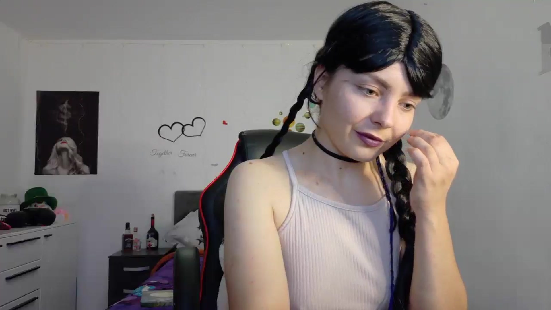 Gallery image thumbnail from YreneA's myfreecams stream on, 05/18/2025, 17:32 image 3 of 20