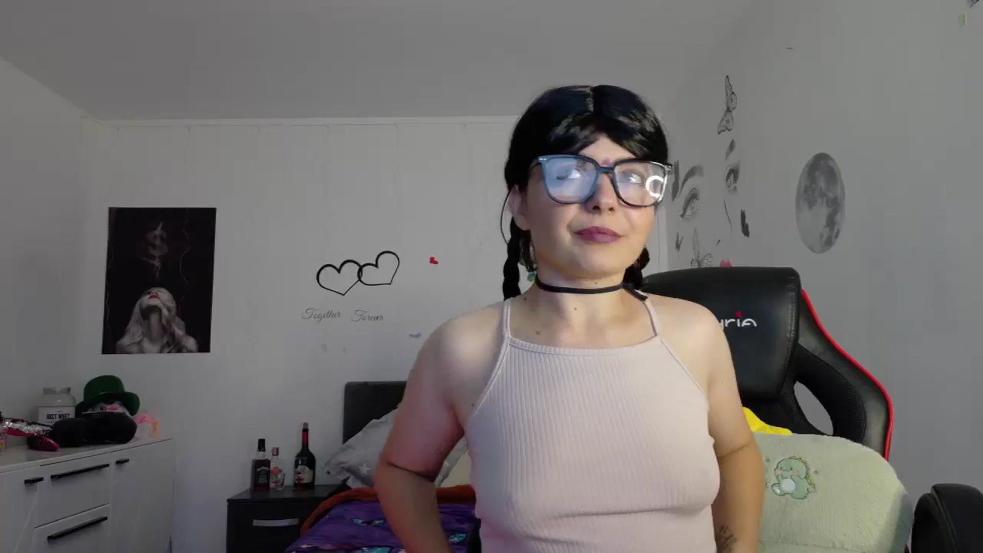 Gallery image thumbnail from YreneA's myfreecams stream on, 05/18/2025, 18:10 image 8 of 20