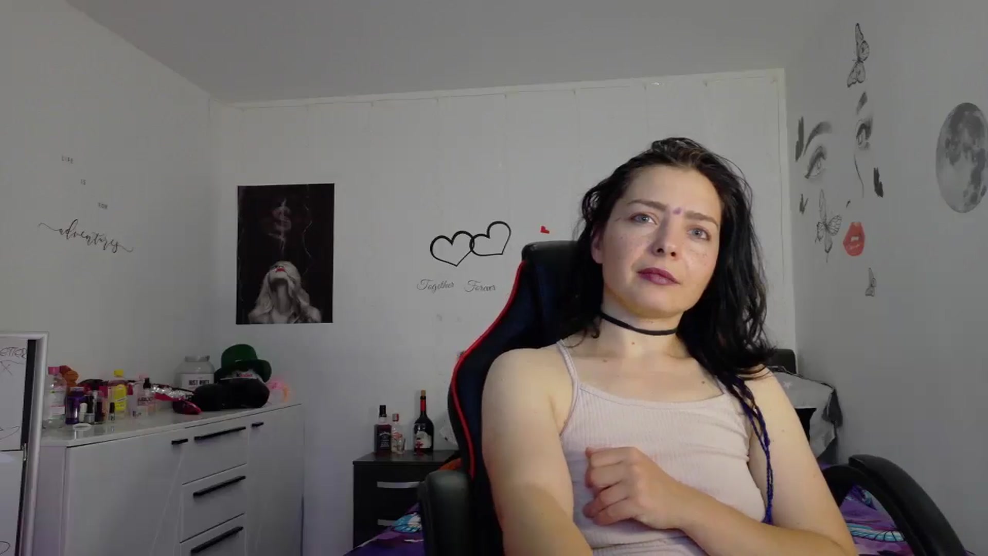 Gallery image thumbnail from YreneA's myfreecams stream on, 05/18/2025, 19:13 image 16 of 20