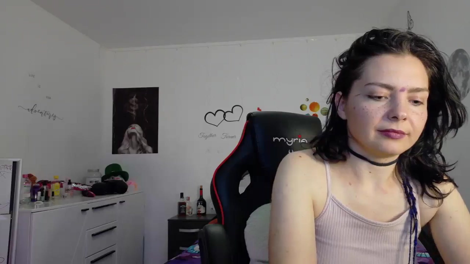 Gallery image thumbnail from YreneA's myfreecams stream on, 05/18/2025, 19:13 image 19 of 20