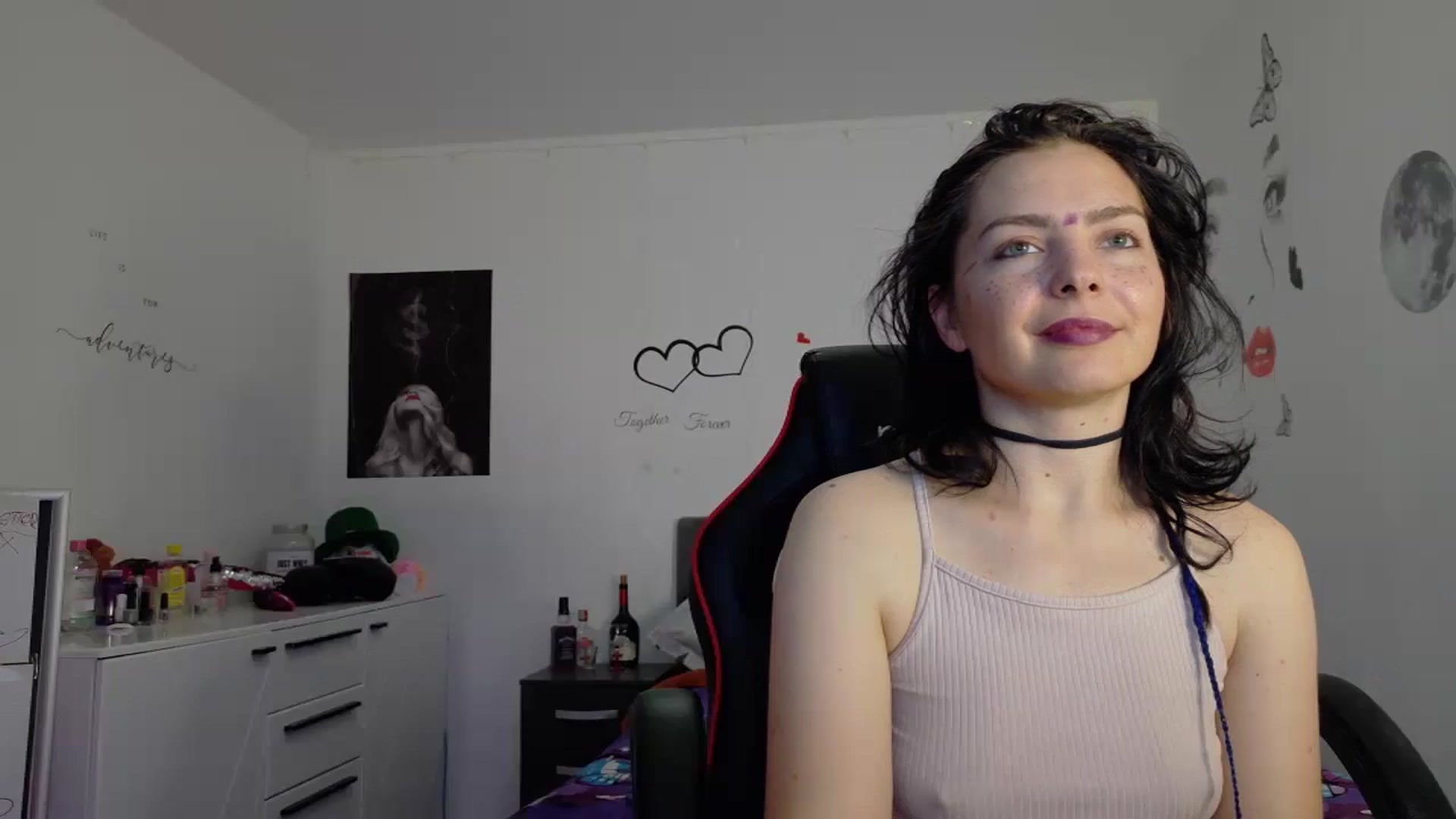 Gallery image thumbnail from YreneA's myfreecams stream on, 05/18/2025, 19:13 image 12 of 20