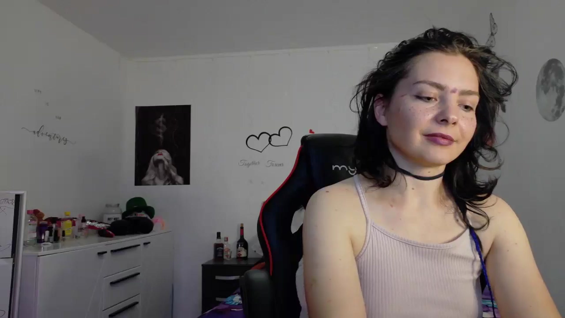 Gallery image thumbnail from YreneA's myfreecams stream on, 05/18/2025, 19:13 image 11 of 20