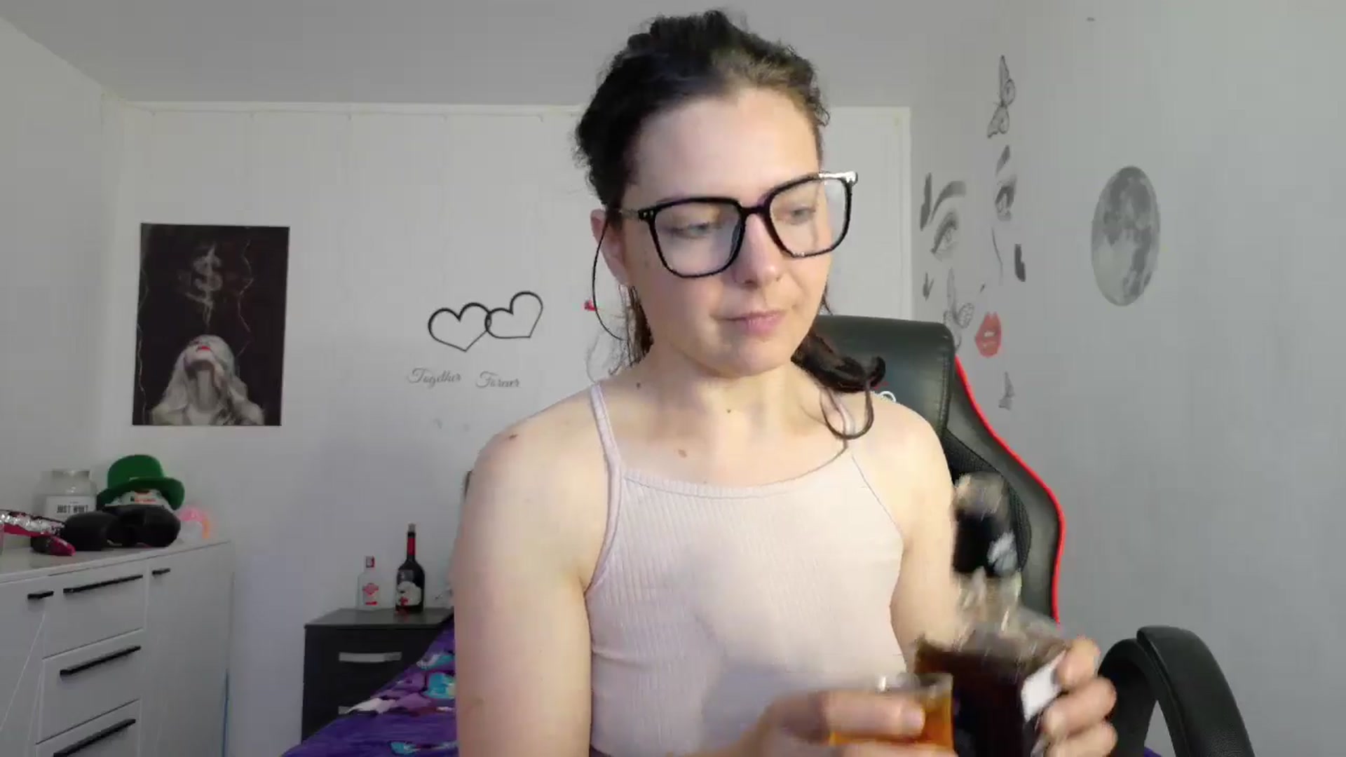 Gallery image thumbnail from YreneA's myfreecams stream on, 05/19/2025, 04:48 image 8 of 20