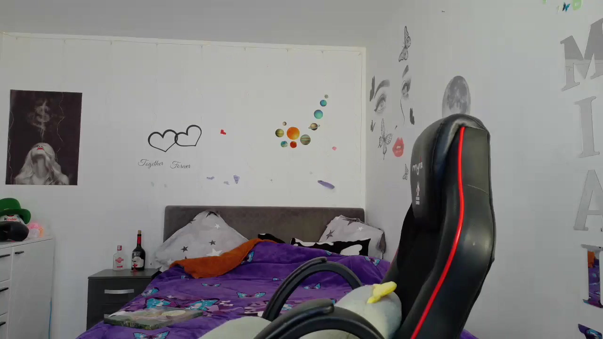 Gallery image thumbnail from YreneA's myfreecams stream on, 05/19/2025, 08:13 image 17 of 20