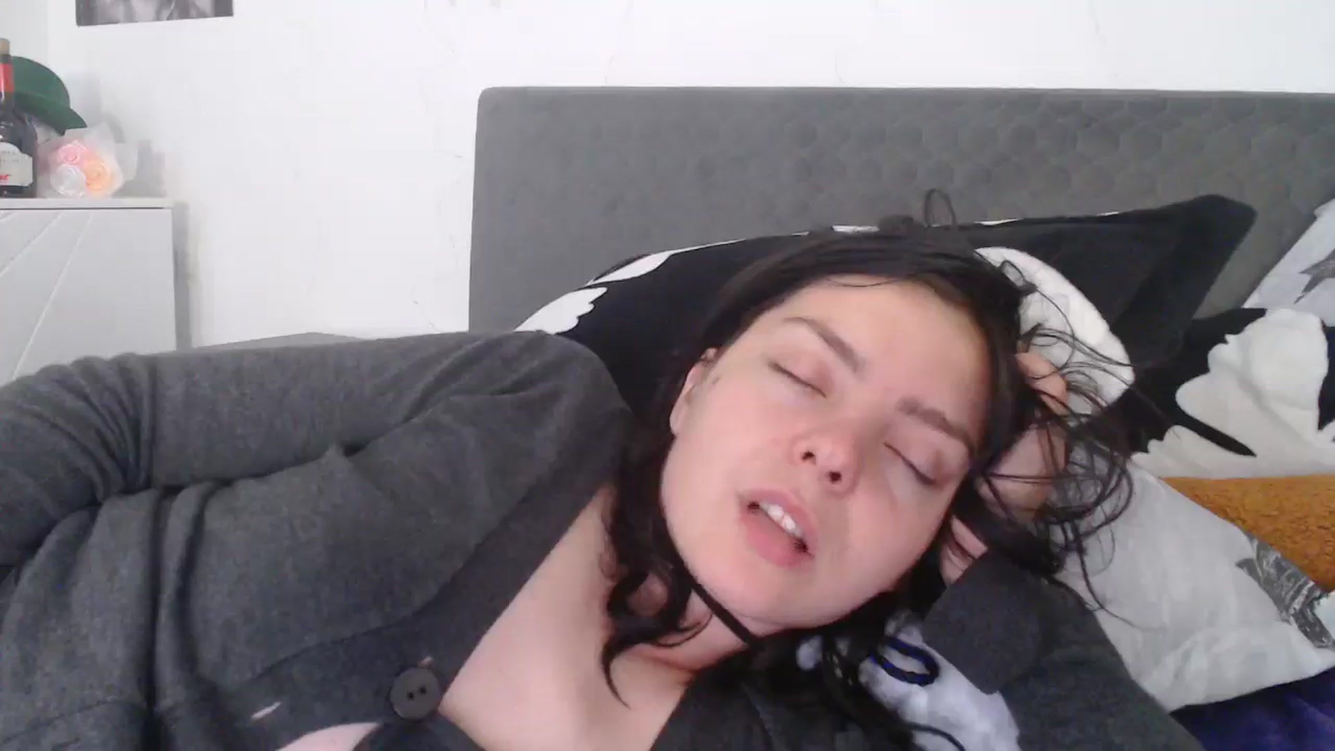 Gallery image thumbnail from YreneA's myfreecams stream on, 05/20/2025, 08:12 image 20 of 20