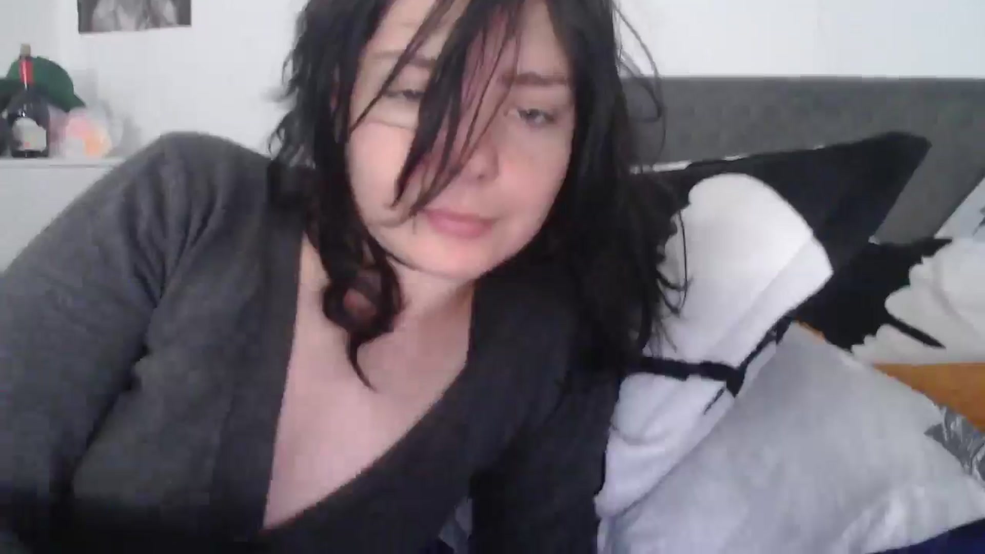 Gallery image thumbnail from YreneA's myfreecams stream on, 05/20/2025, 08:12 image 19 of 20