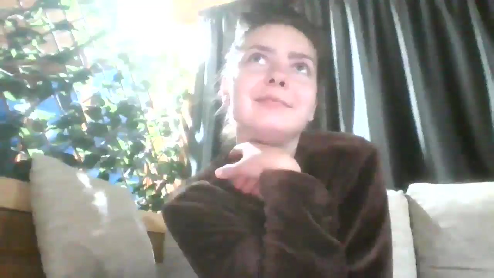Gallery image thumbnail from YreneA's myfreecams stream on, 05/21/2025, 18:13 image 9 of 20