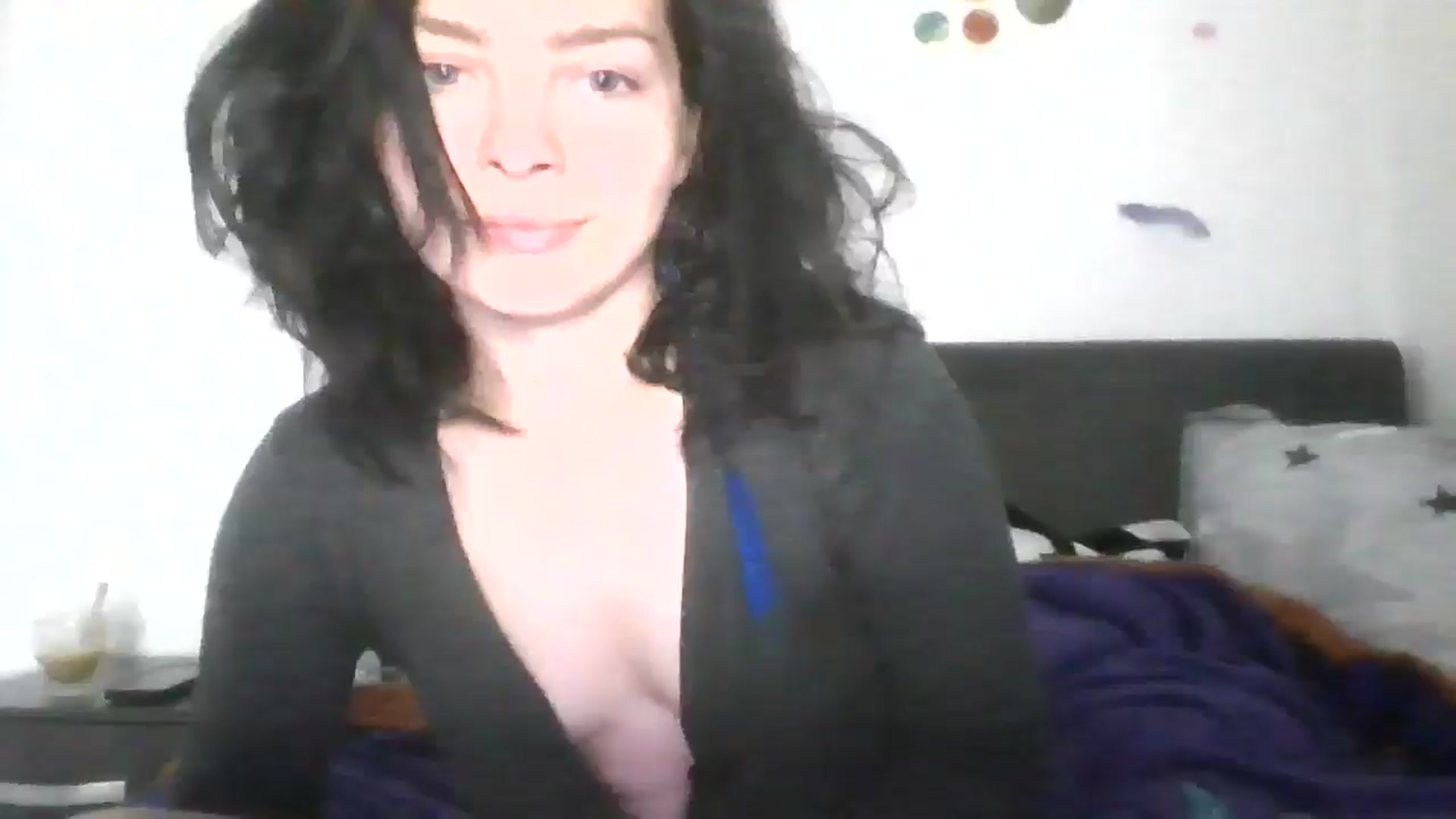 Gallery image thumbnail from YreneA's myfreecams stream on, 05/21/2025, 18:37 image 1 of 20