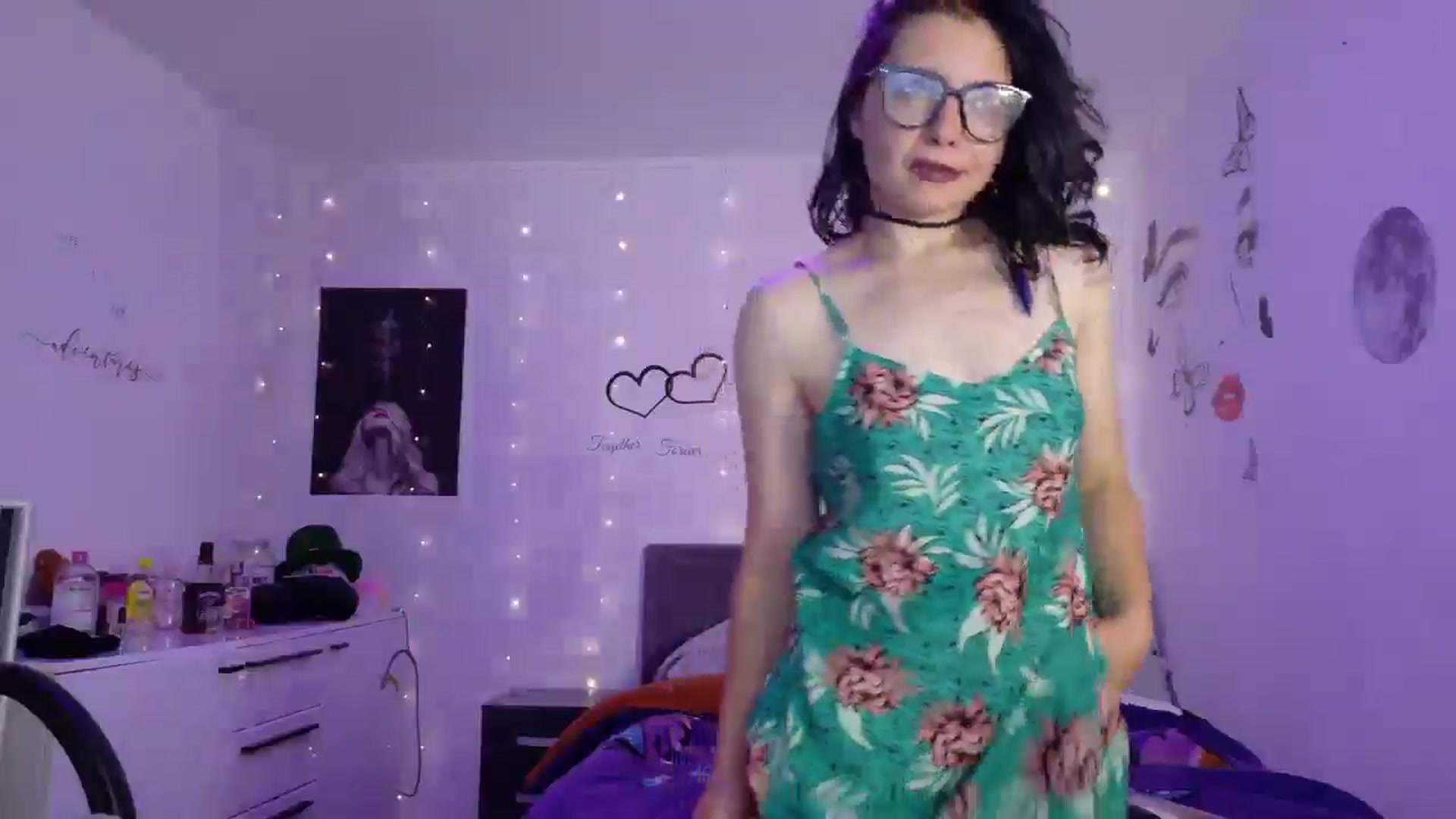 Gallery image thumbnail from YreneA's myfreecams stream on, 05/27/2025, 07:26 image 6 of 20