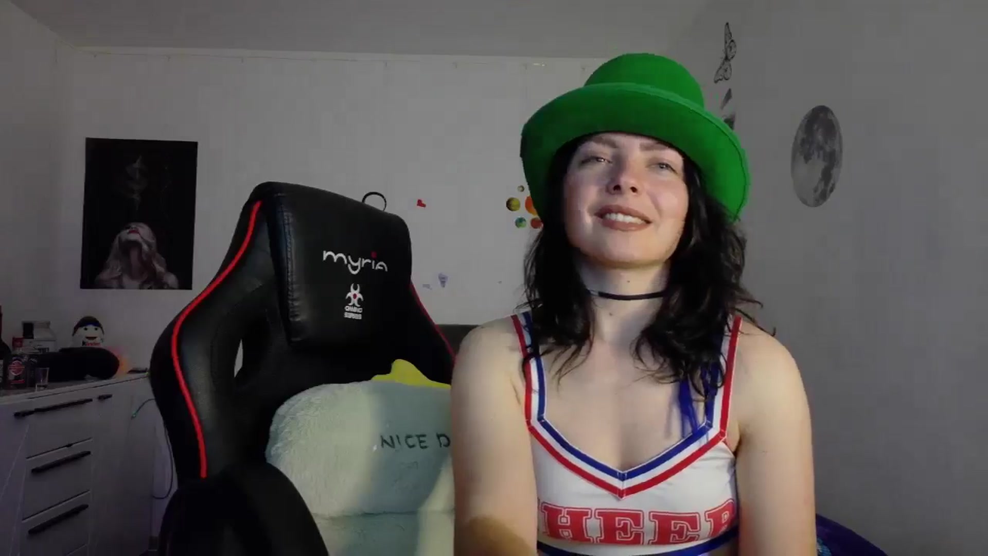 Gallery image thumbnail from YreneA's myfreecams stream on, 05/29/2025, 18:33 image 15 of 20