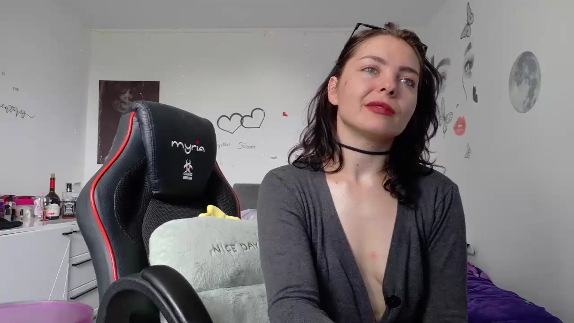 Gallery image thumbnail from YreneA's myfreecams stream on, 05/30/2025, 08:22 image 3 of 20