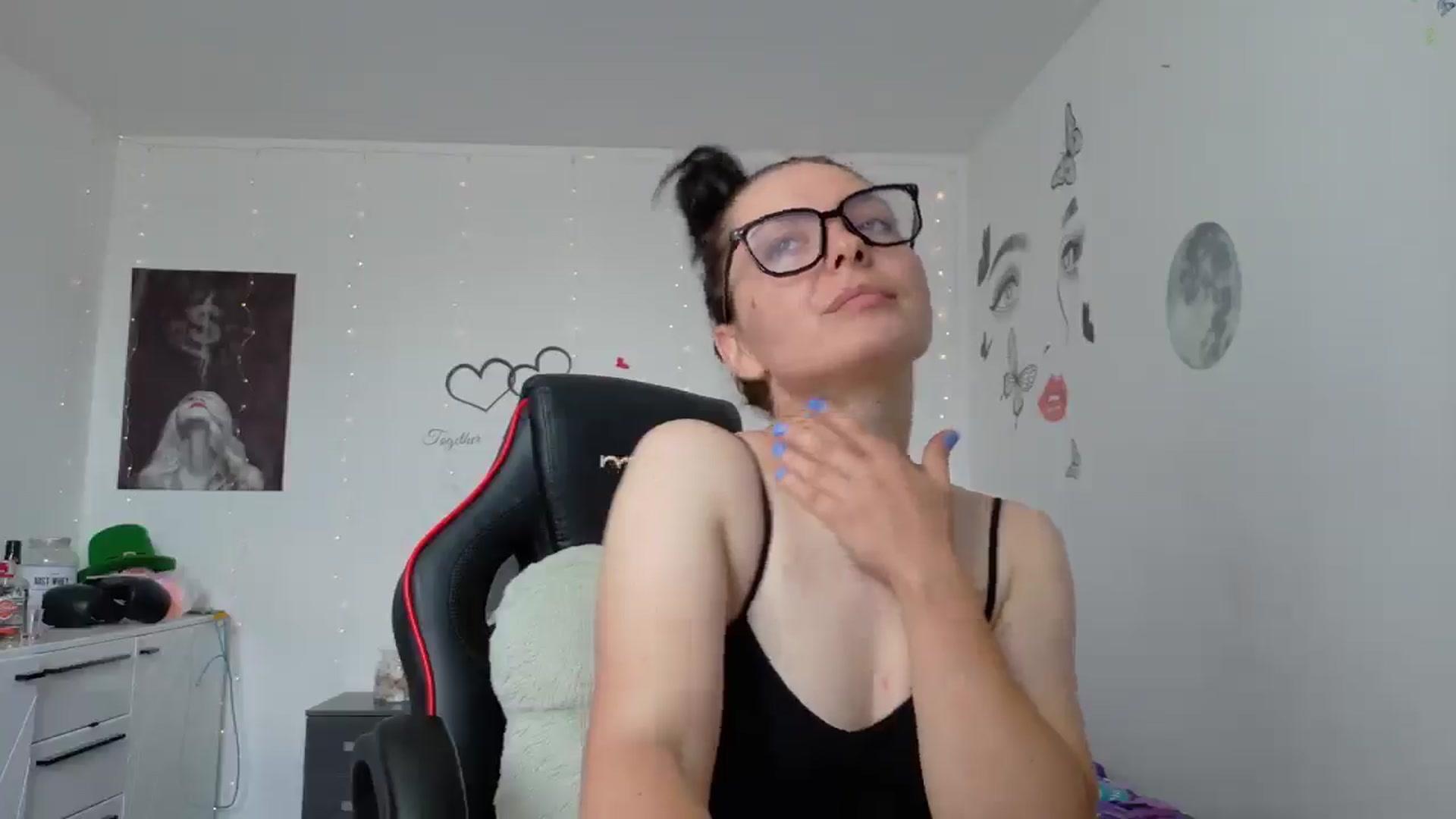 Gallery image thumbnail from YreneA's myfreecams stream on, 06/01/2025, 08:50 image 20 of 20