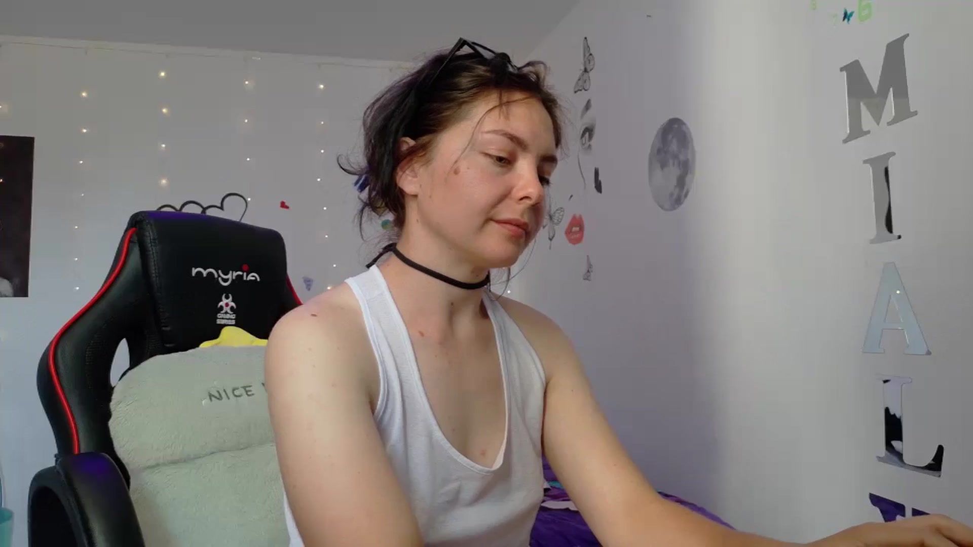 Gallery image thumbnail from YreneA's myfreecams stream on, 06/03/2025, 06:36 image 3 of 20