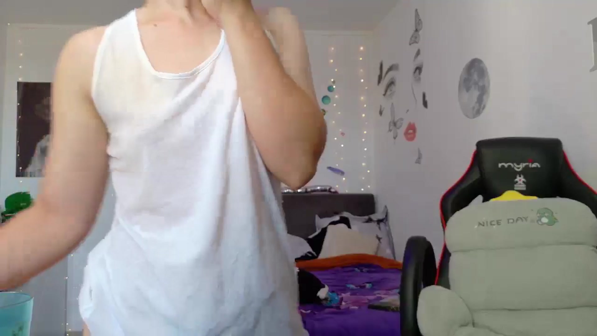 Gallery image thumbnail from YreneA's myfreecams stream on, 06/03/2025, 07:58 image 10 of 20
