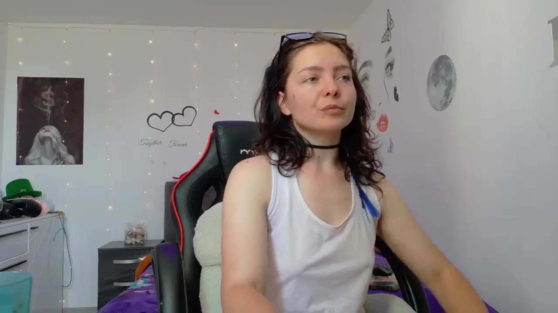 Gallery image thumbnail from YreneA's myfreecams stream on, 06/03/2025, 07:58 image 7 of 20