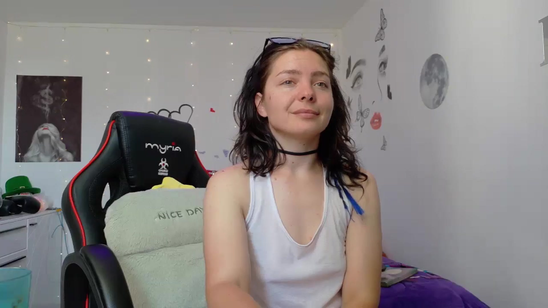 Gallery image thumbnail from YreneA's myfreecams stream on, 06/03/2025, 07:58 image 5 of 20