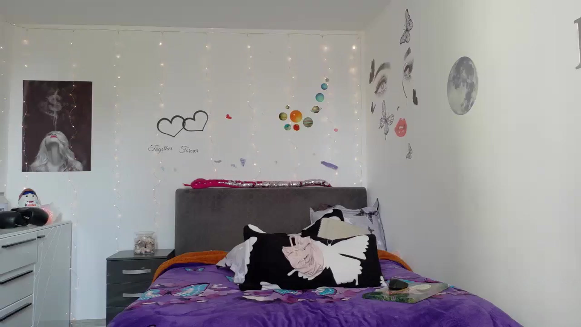 Gallery image thumbnail from YreneA's myfreecams stream on, 06/05/2025, 06:37 image 15 of 20