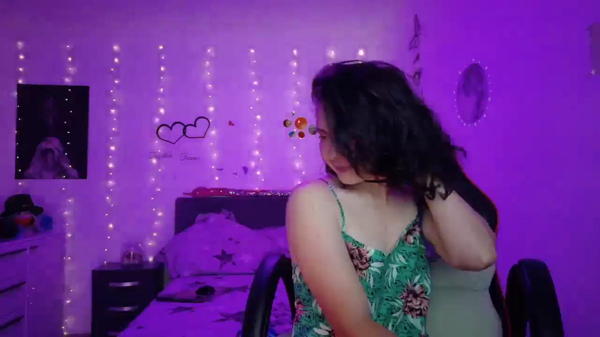 Gallery image thumbnail from YreneA's myfreecams stream on, 06/07/2025, 18:43 image 12 of 20