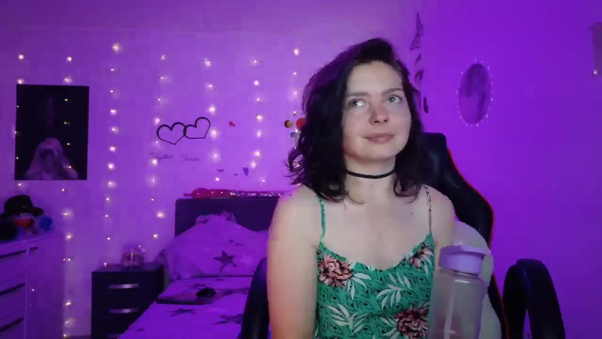 Gallery image thumbnail from YreneA's myfreecams stream on, 06/07/2025, 18:43 image 13 of 20