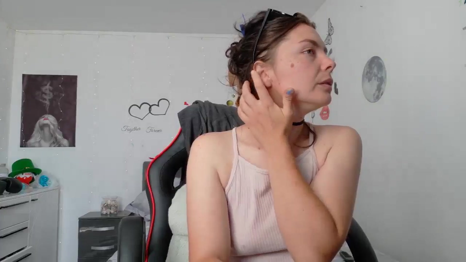 Gallery image thumbnail from YreneA's myfreecams stream on, 06/08/2025, 06:49 image 9 of 20