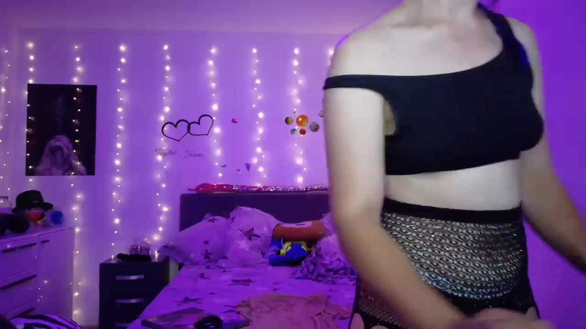 Gallery image thumbnail from YreneA's myfreecams stream on, 06/08/2025, 19:40 image 9 of 20