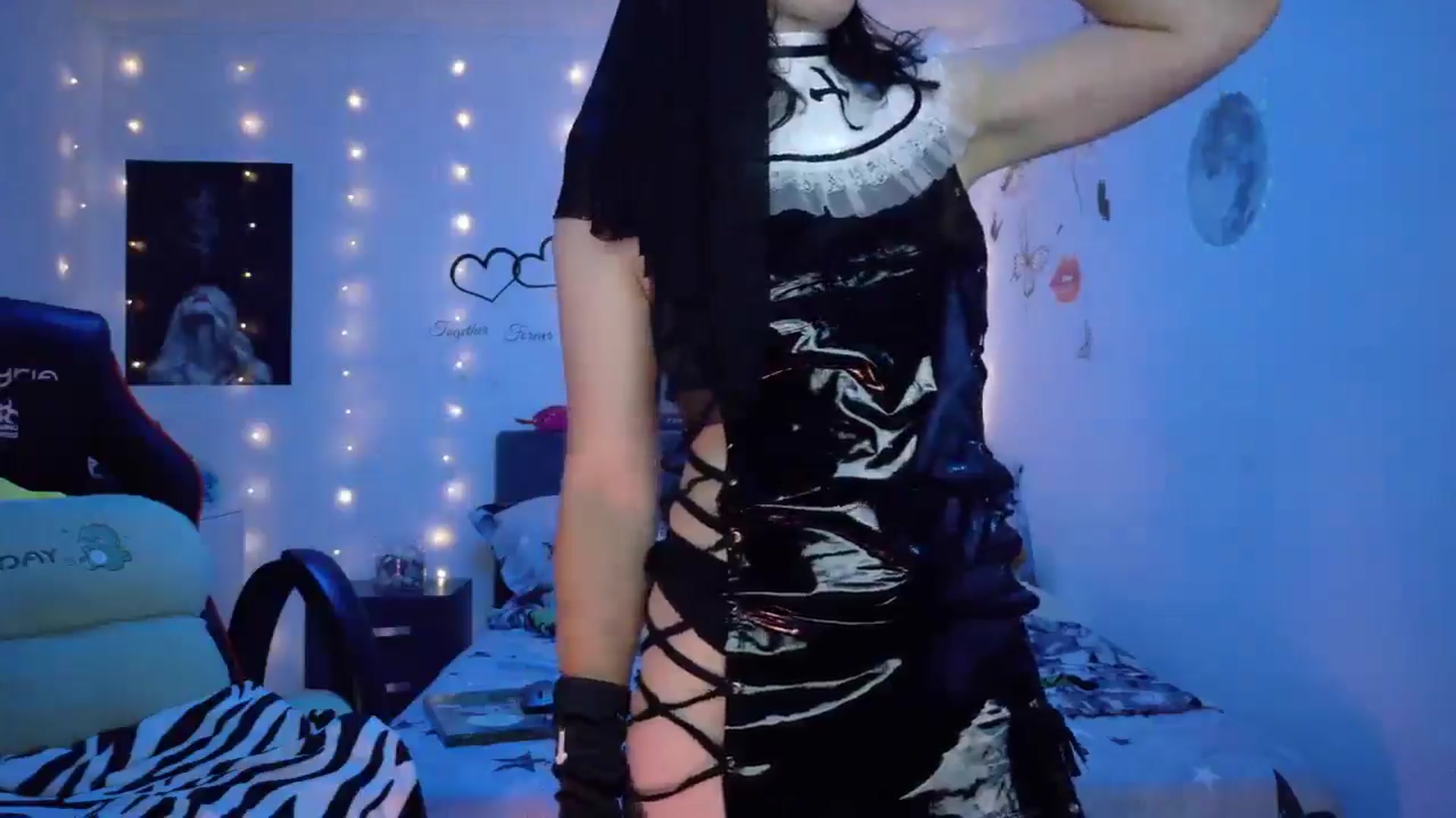 Gallery image thumbnail from YreneA's myfreecams stream on, 06/09/2025, 18:53 image 17 of 20