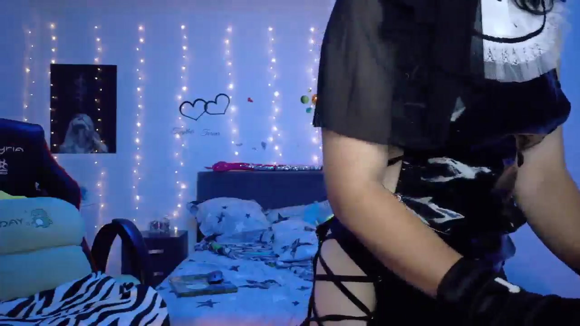 Gallery image thumbnail from YreneA's myfreecams stream on, 06/09/2025, 18:53 image 18 of 20