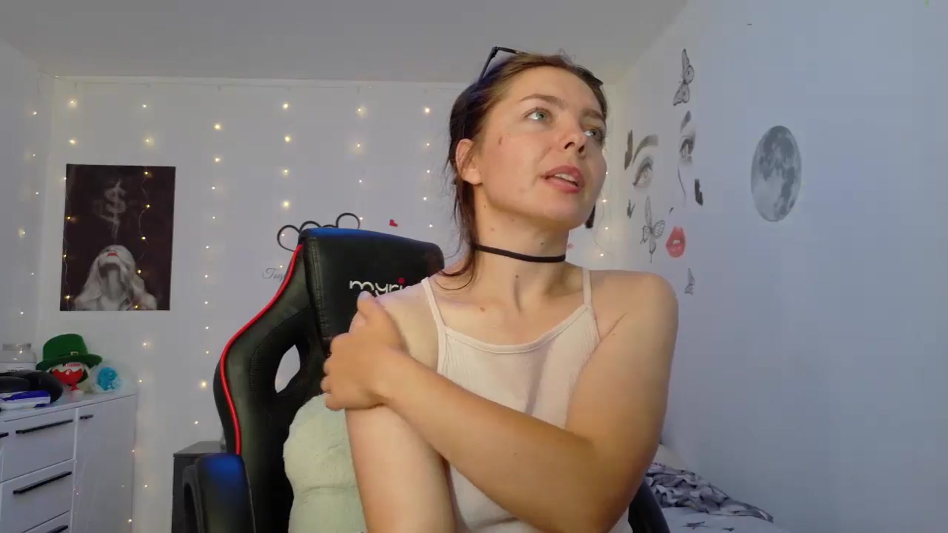 Gallery image thumbnail from YreneA's myfreecams stream on, 06/10/2025, 08:15 image 19 of 20