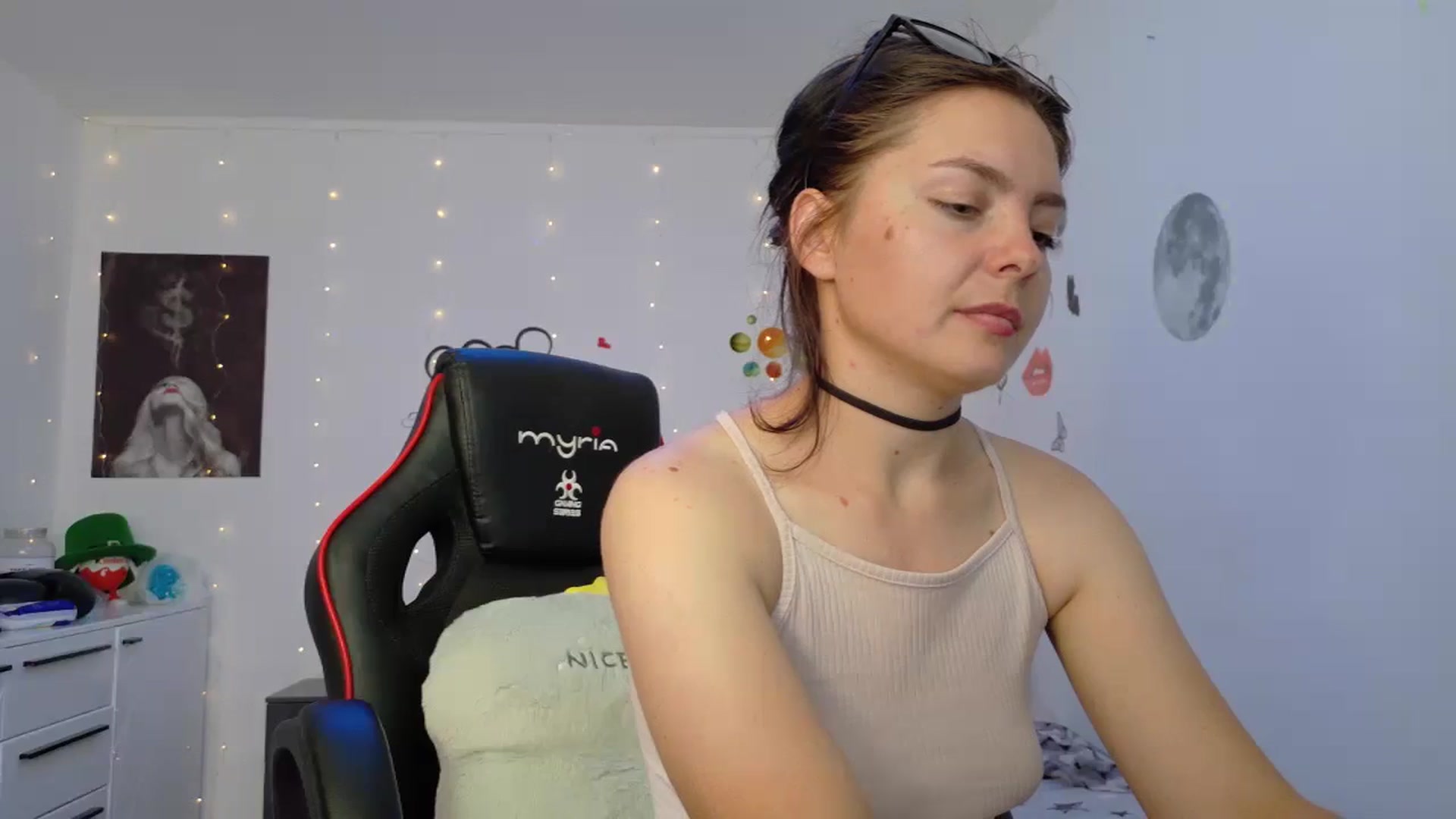 Gallery image thumbnail from YreneA's myfreecams stream on, 06/10/2025, 08:15 image 16 of 20