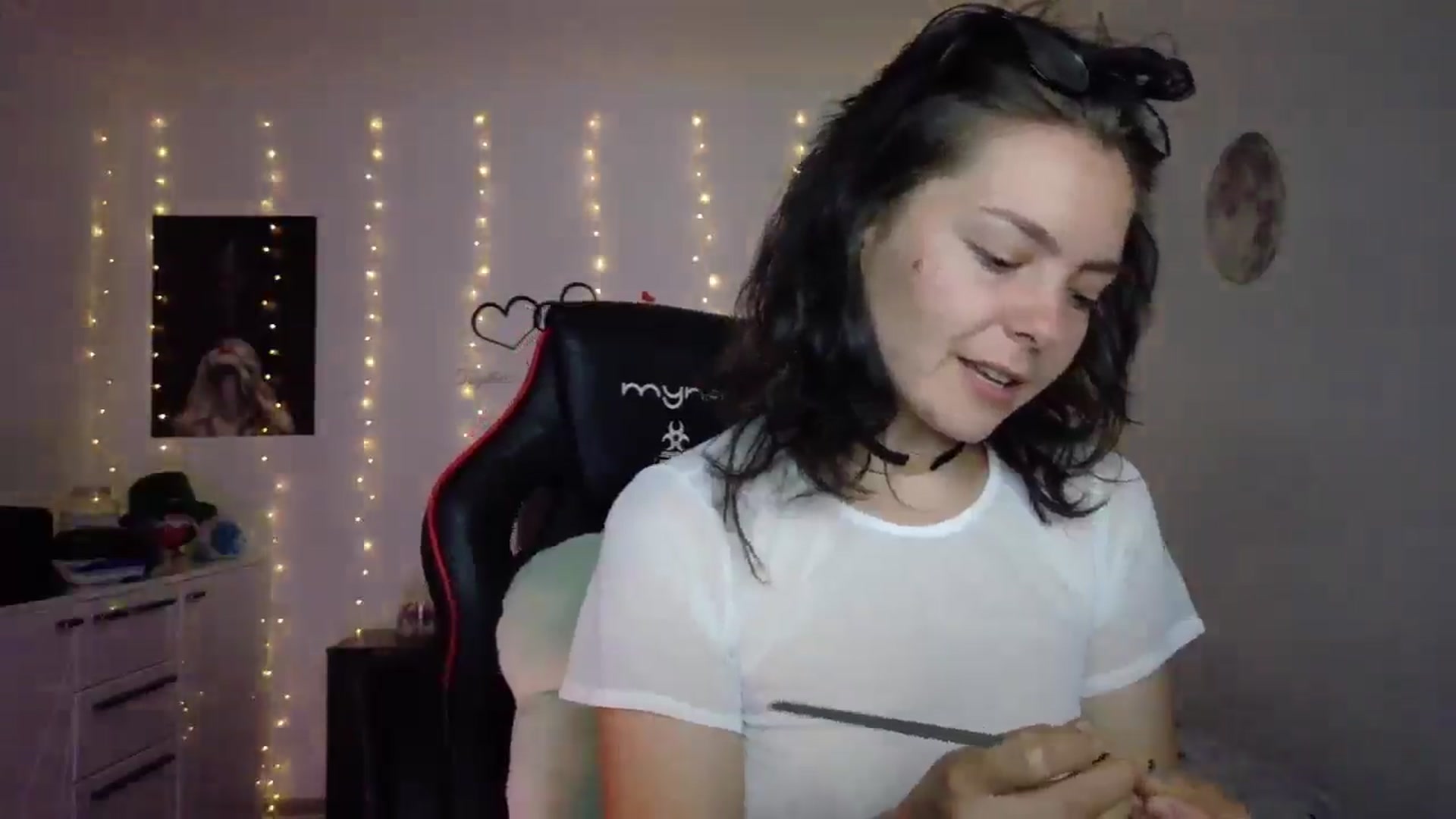 Gallery image thumbnail from YreneA's myfreecams stream on, 06/11/2025, 18:55 image 11 of 20