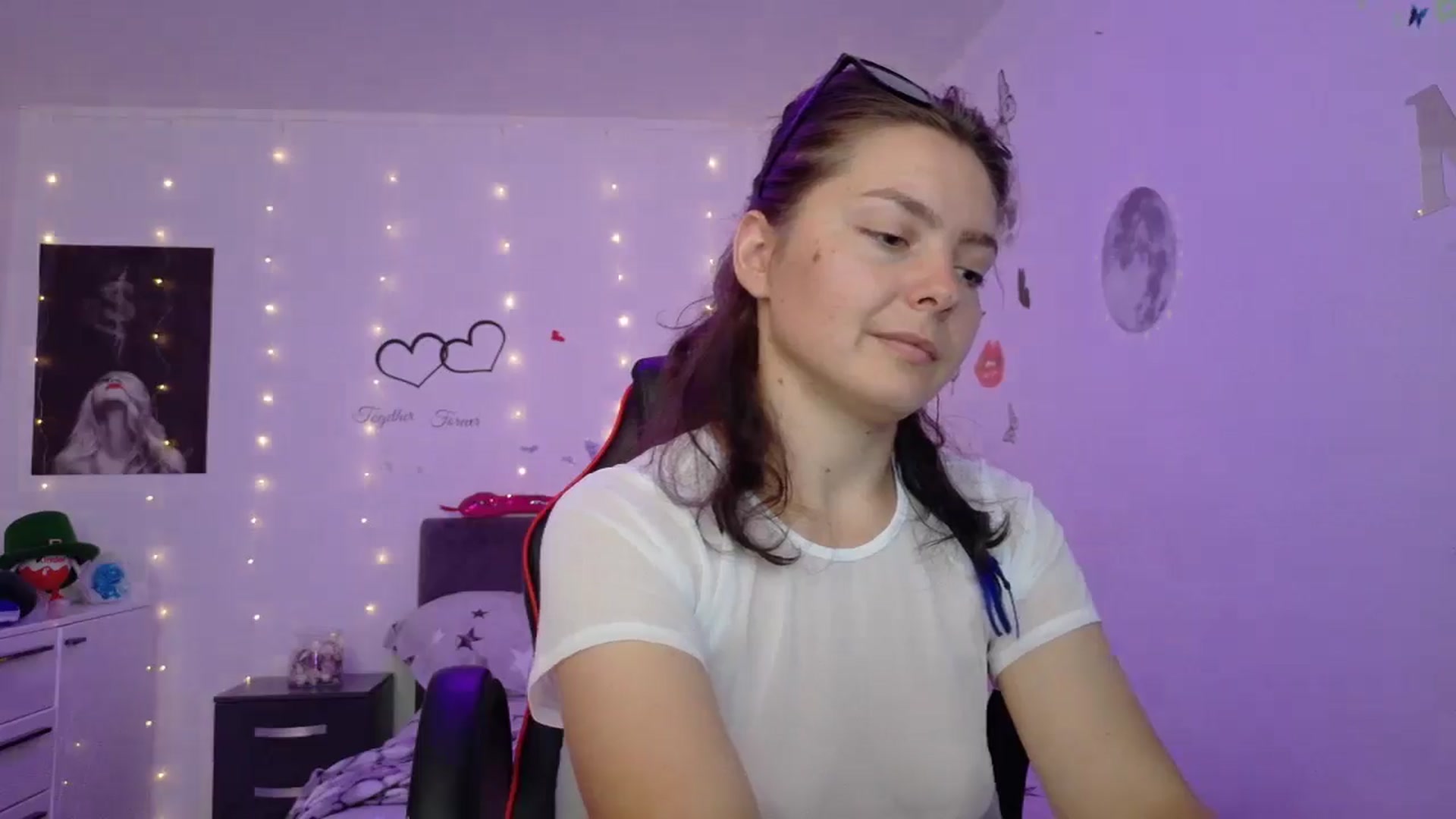 Gallery image thumbnail from YreneA's myfreecams stream on, 06/12/2025, 07:20 image 11 of 20