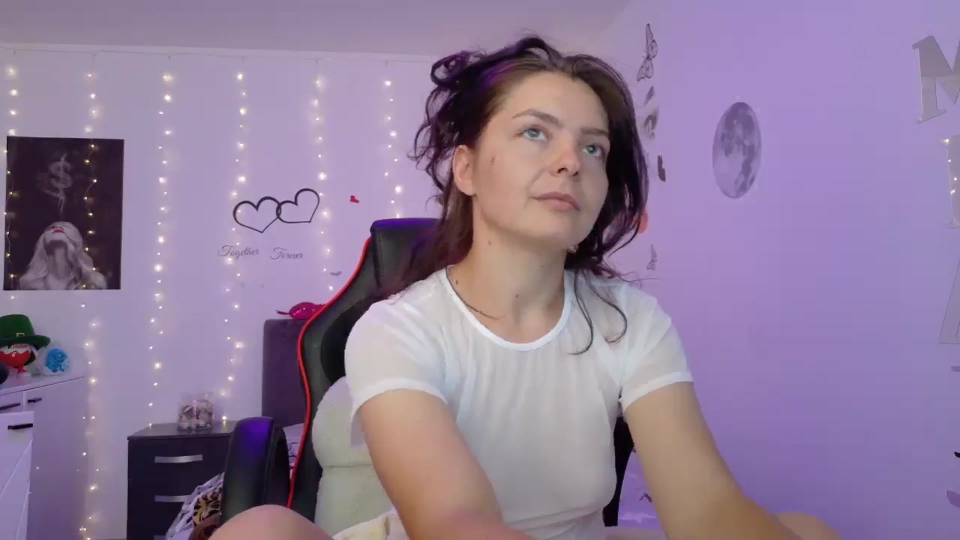 Gallery image thumbnail from YreneA's myfreecams stream on, 06/12/2025, 08:49 image 10 of 20