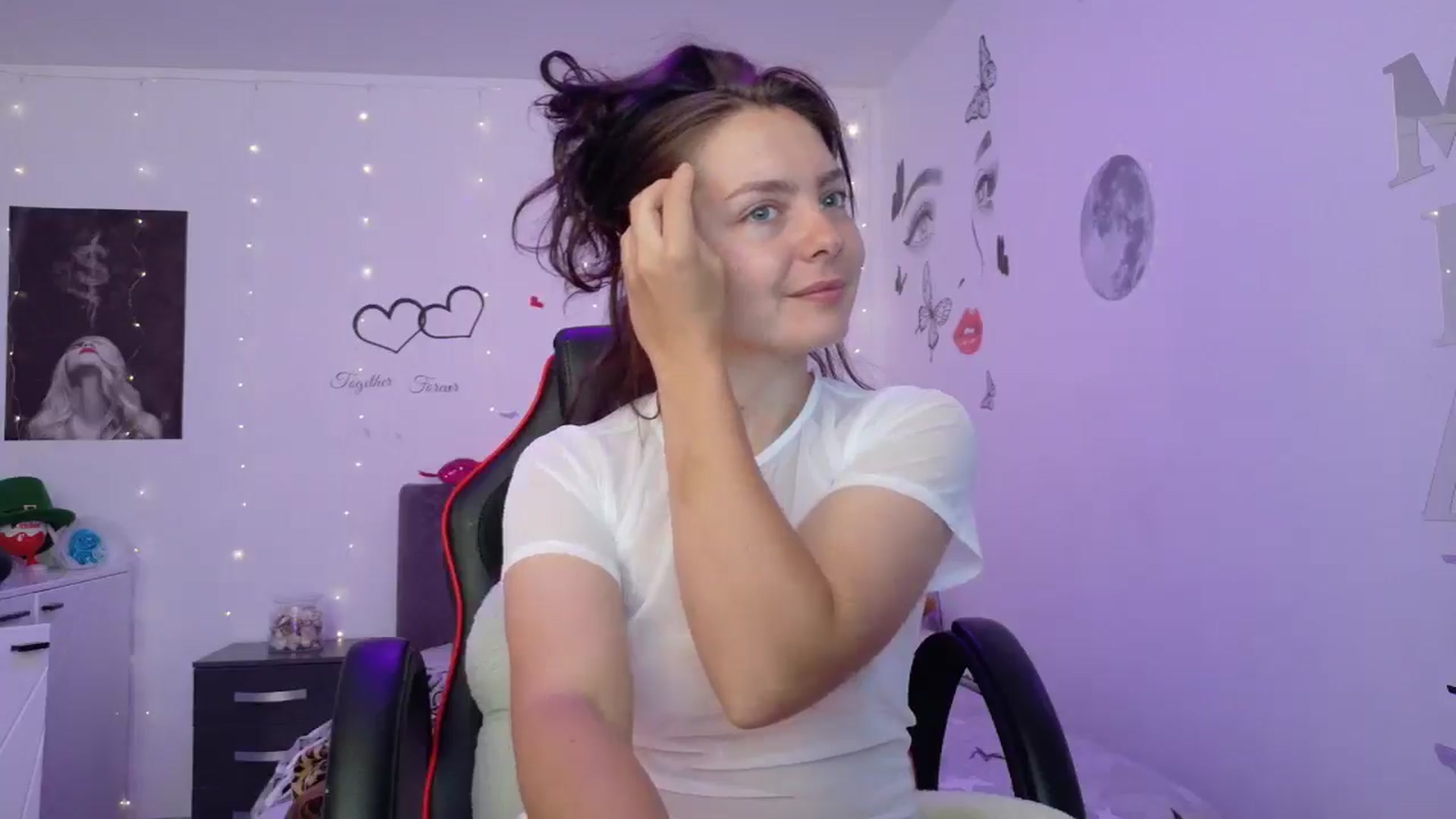Gallery image thumbnail from YreneA's myfreecams stream on, 06/12/2025, 08:49 image 9 of 20