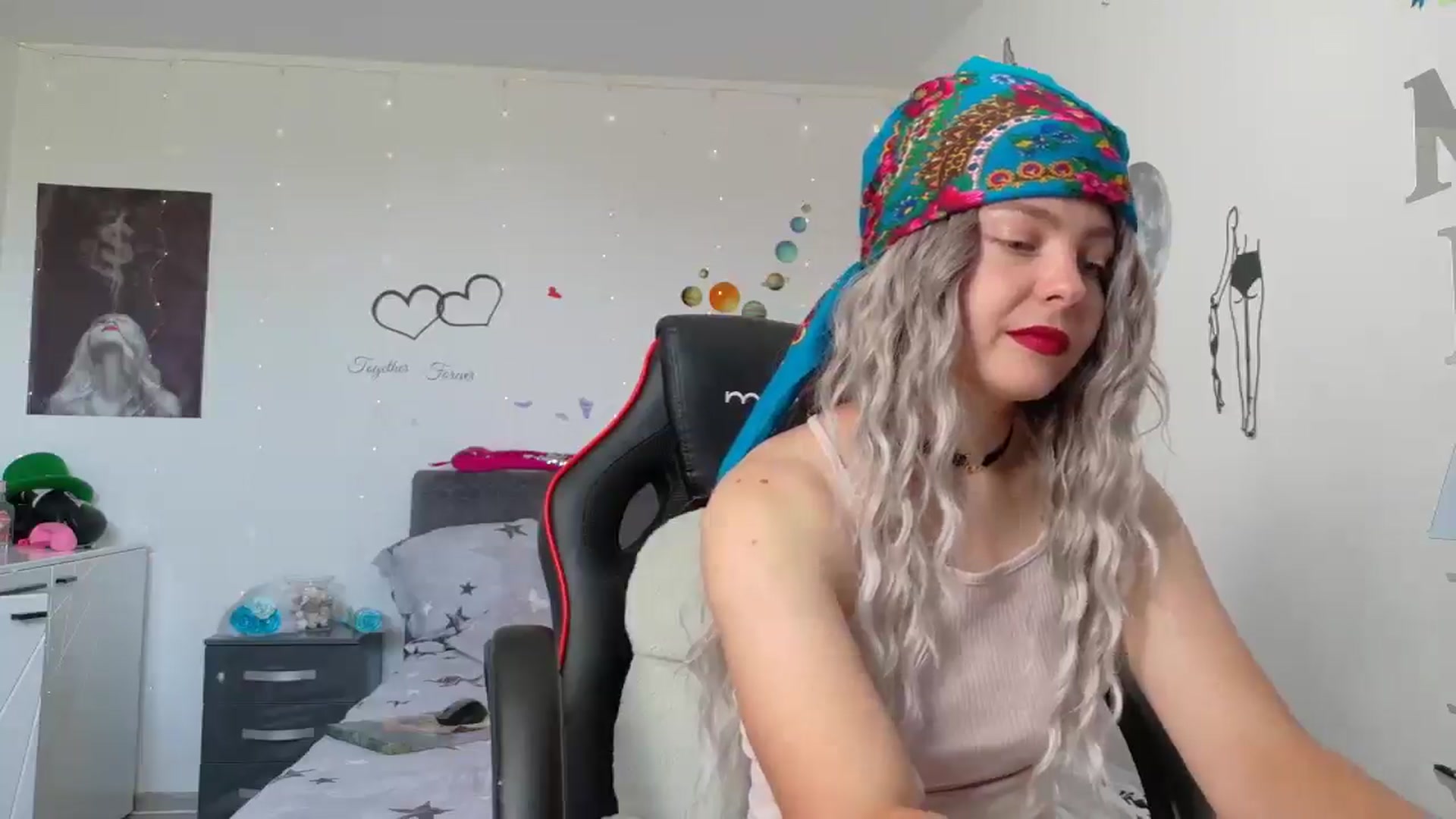 Gallery image thumbnail from YreneA's myfreecams stream on, 06/17/2025, 07:10 image 9 of 20