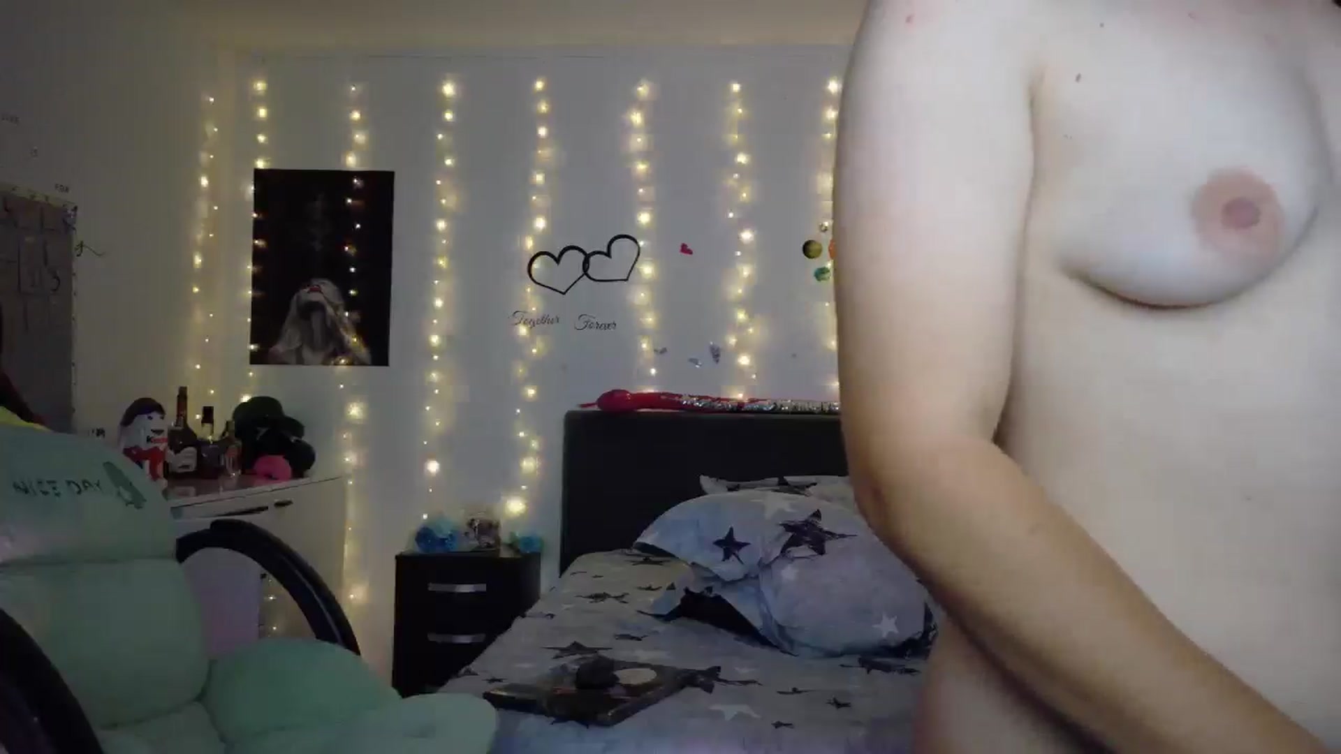 Gallery image thumbnail from YreneA's myfreecams stream on, 06/17/2025, 18:27 image 16 of 20