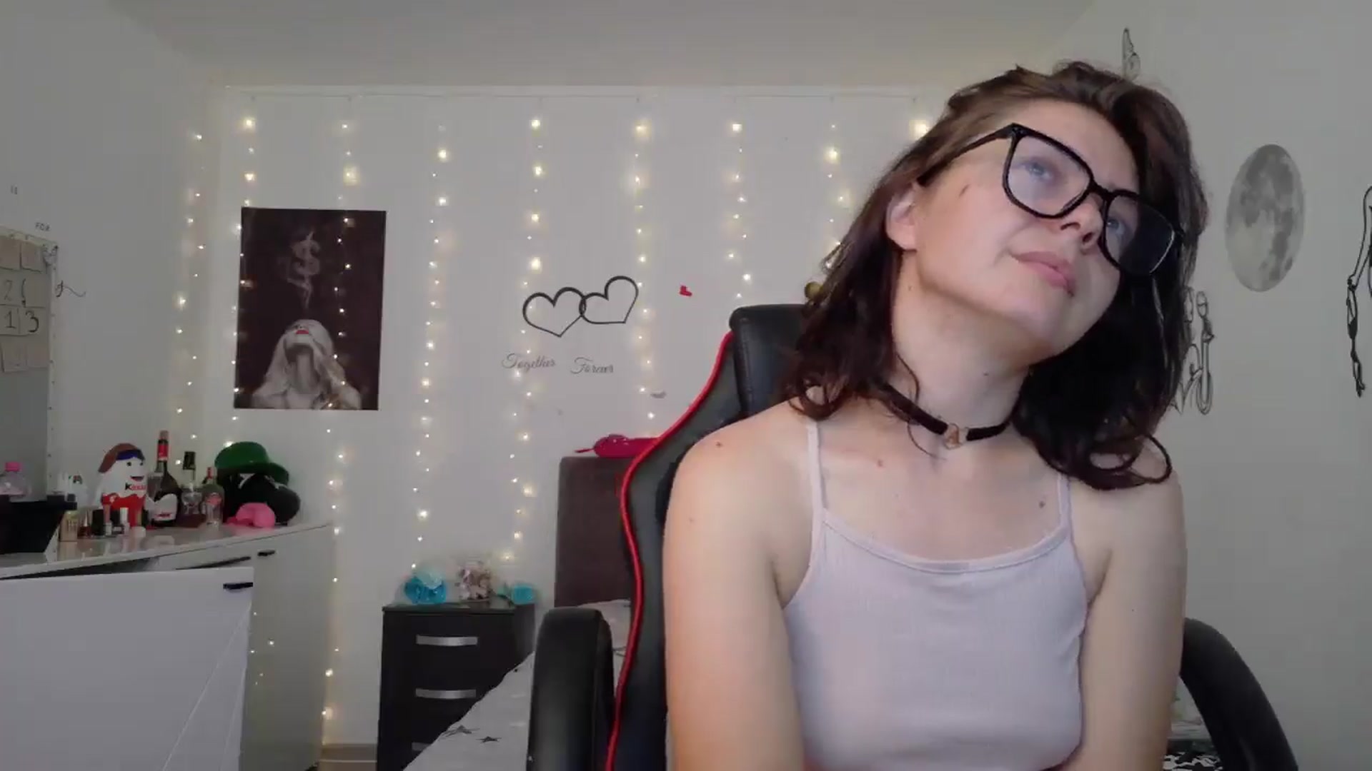 Gallery image thumbnail from YreneA's myfreecams stream on, 06/18/2025, 06:37 image 4 of 20