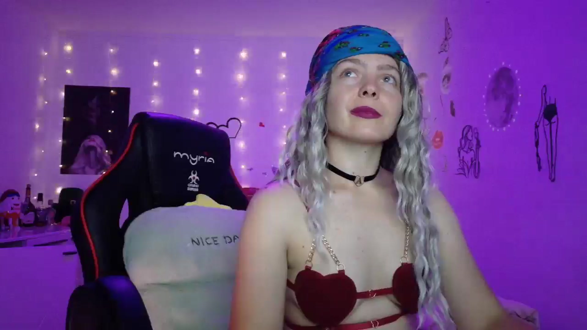 Gallery image thumbnail from YreneA's myfreecams stream on, 06/18/2025, 18:59 image 12 of 20