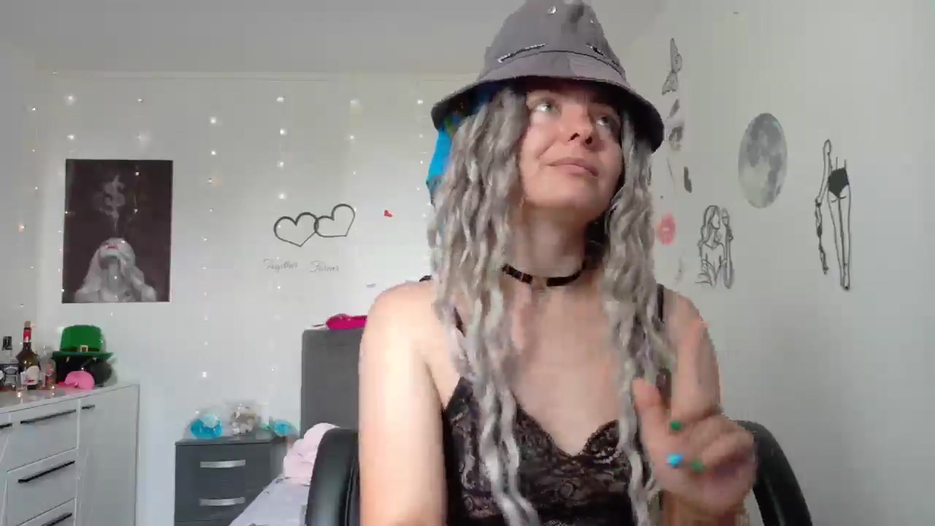 Gallery image thumbnail from YreneA's myfreecams stream on, 06/20/2025, 07:29 image 15 of 20