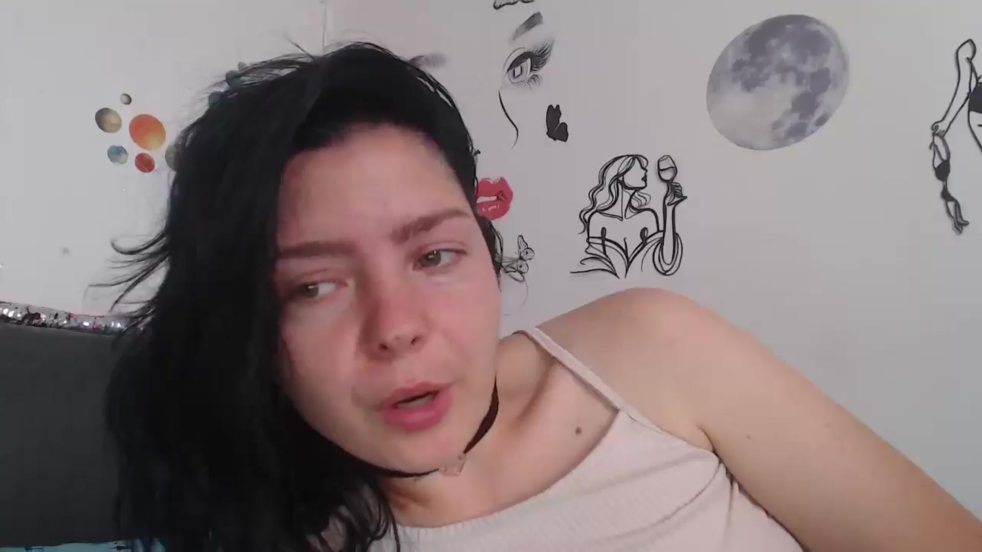 Gallery image thumbnail from YreneA's myfreecams stream on, 06/25/2025, 05:26 image 19 of 20