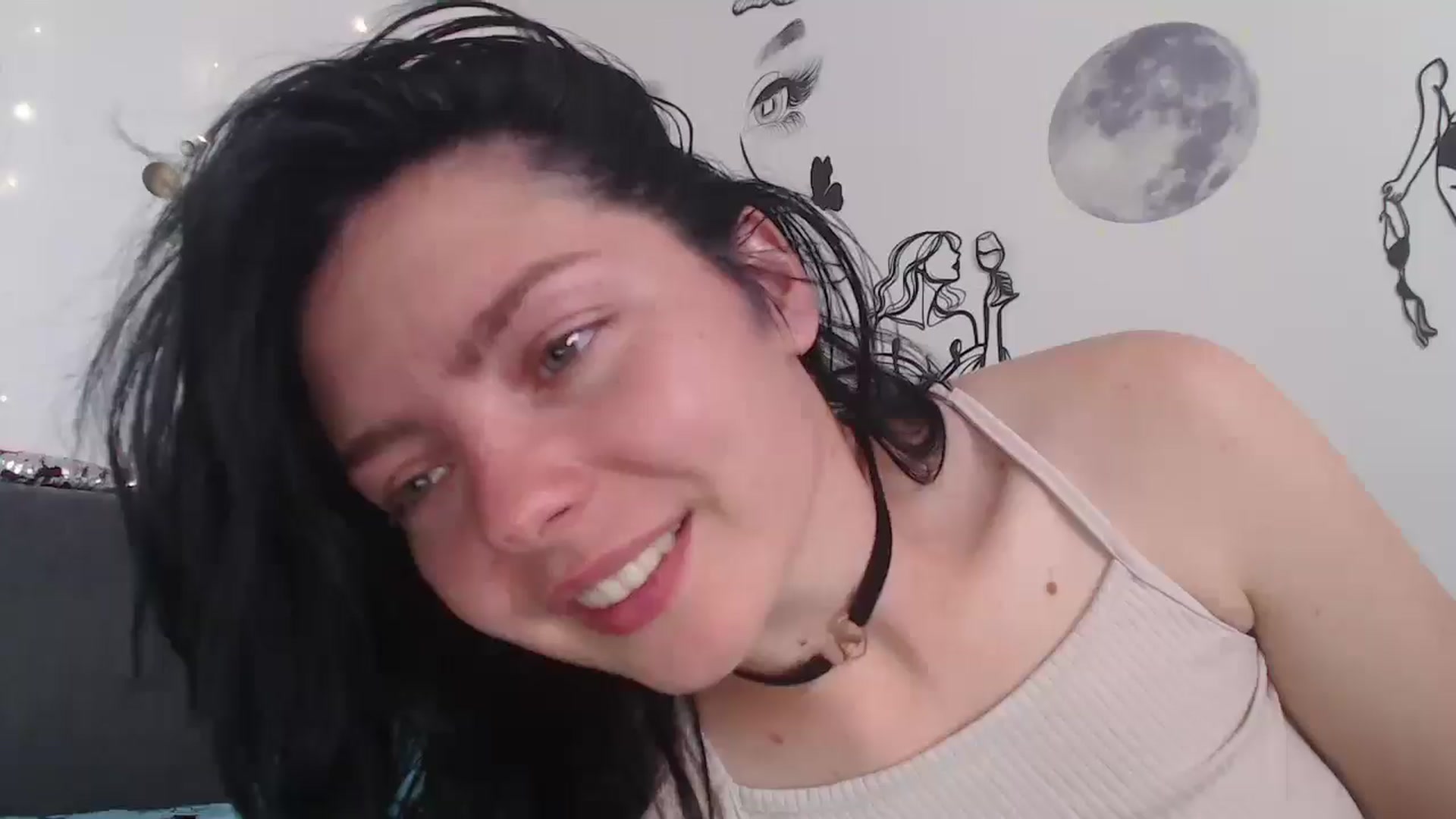 Gallery image thumbnail from YreneA's myfreecams stream on, 06/25/2025, 05:26 image 20 of 20