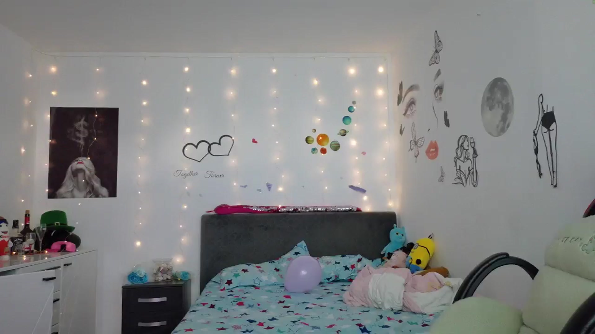 Gallery image thumbnail from YreneA's myfreecams stream on, 06/28/2025, 06:19 image 17 of 20