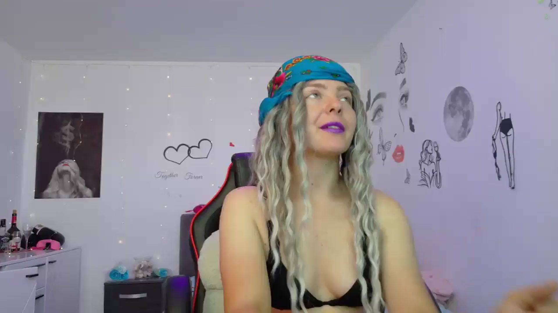 Gallery image thumbnail from YreneA's myfreecams stream on, 06/29/2025, 07:28 image 15 of 20