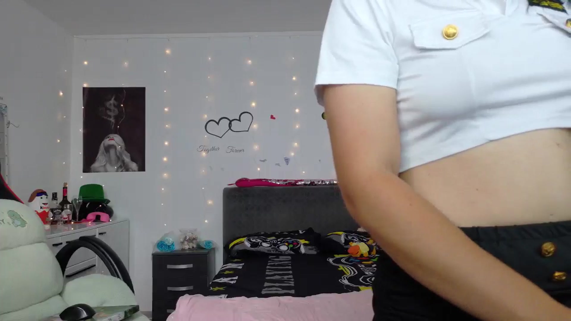 Gallery image thumbnail from YreneA's myfreecams stream on, 06/30/2025, 04:54 image 4 of 20