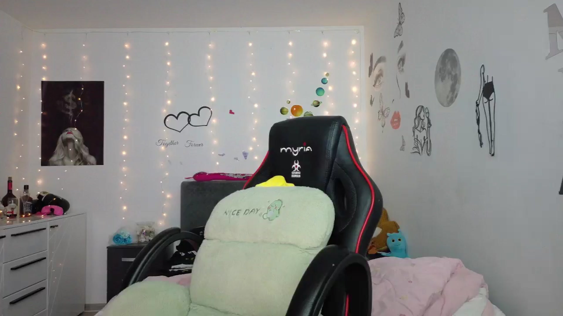 Gallery image thumbnail from YreneA's myfreecams stream on, 07/03/2025, 06:37 image 1 of 20