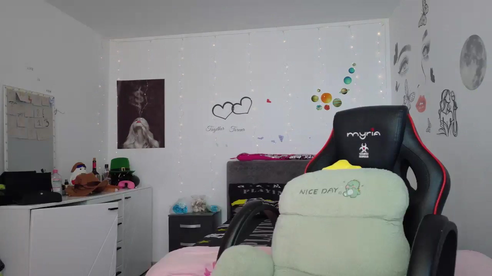 Gallery image thumbnail from YreneA's myfreecams stream on, 07/04/2025, 08:34 image 20 of 20