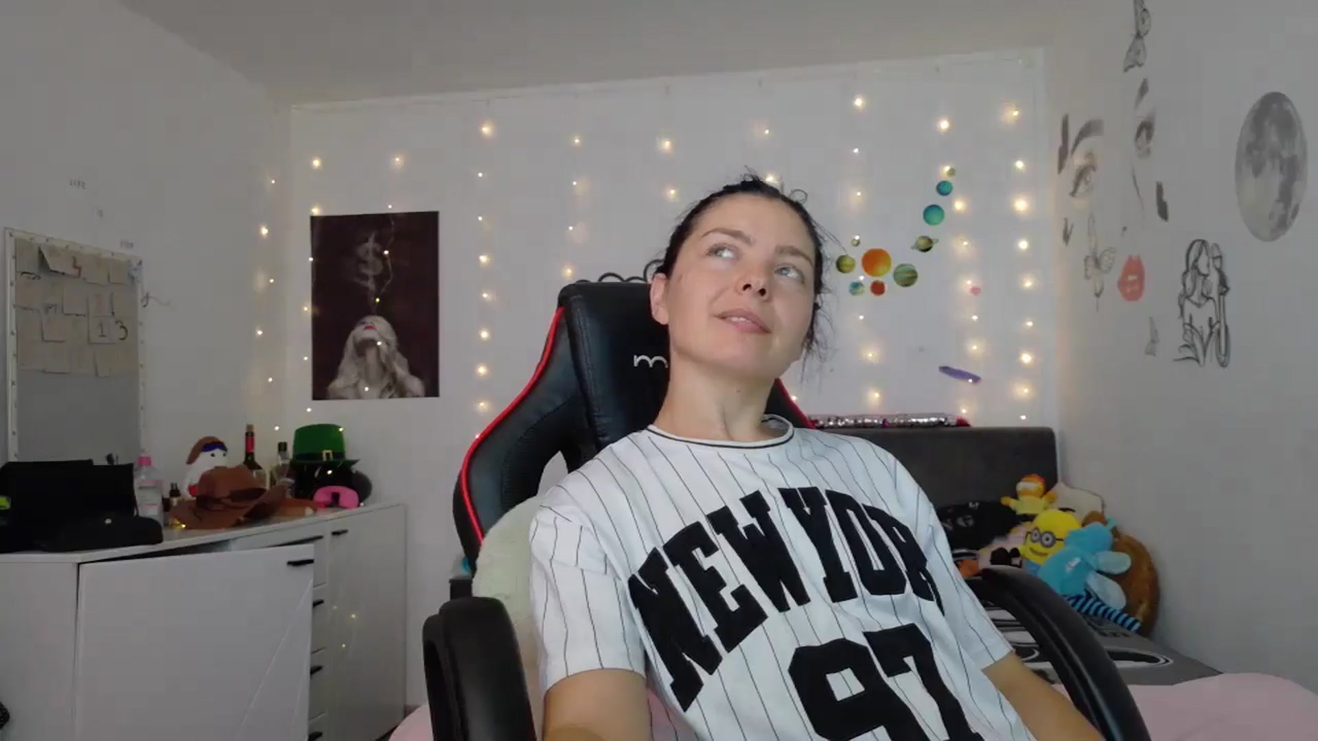 Gallery image thumbnail from YreneA's myfreecams stream on, 07/04/2025, 08:34 image 10 of 20