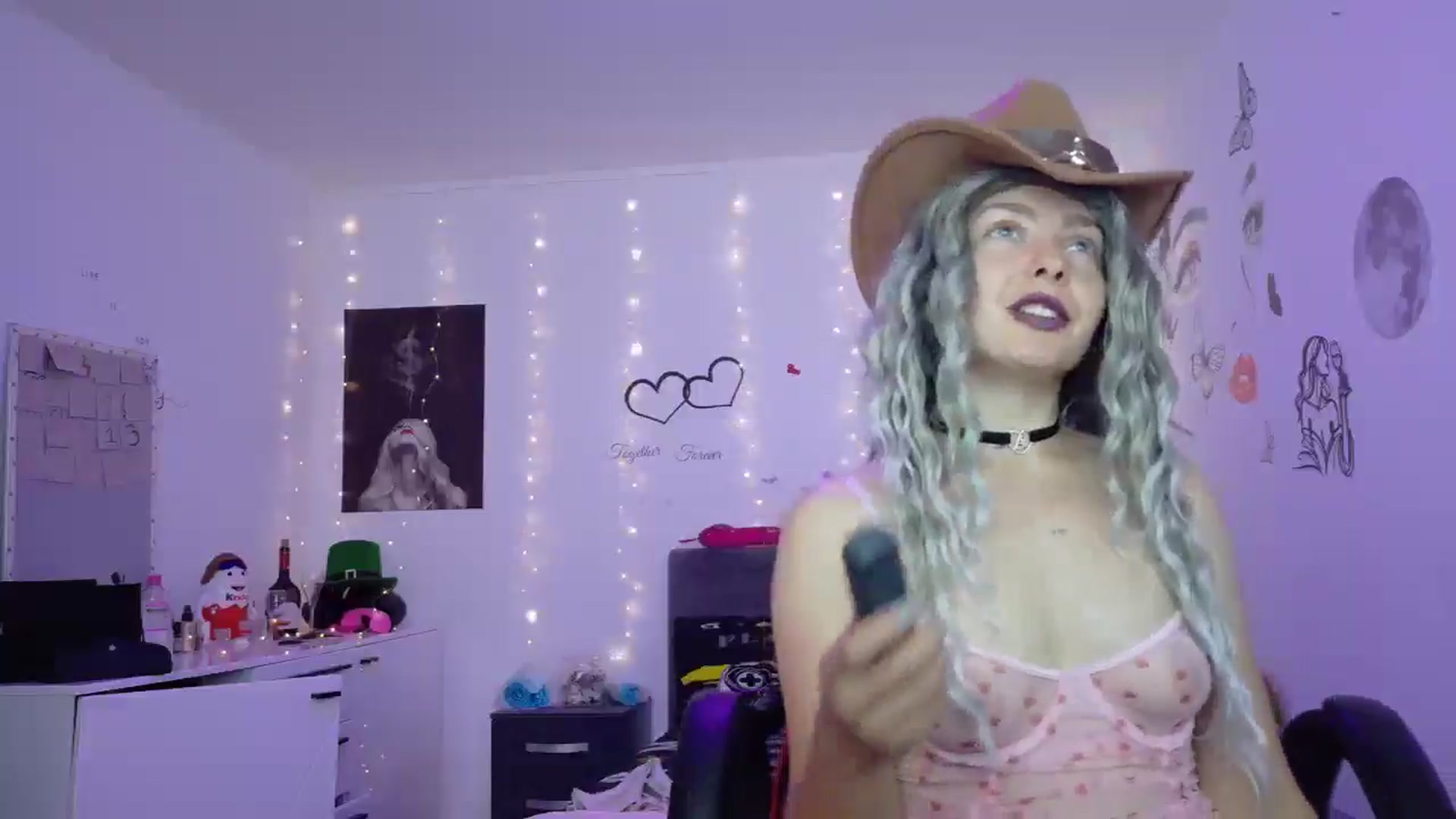 Gallery image thumbnail from YreneA's myfreecams stream on, 07/04/2025, 12:11 image 2 of 20