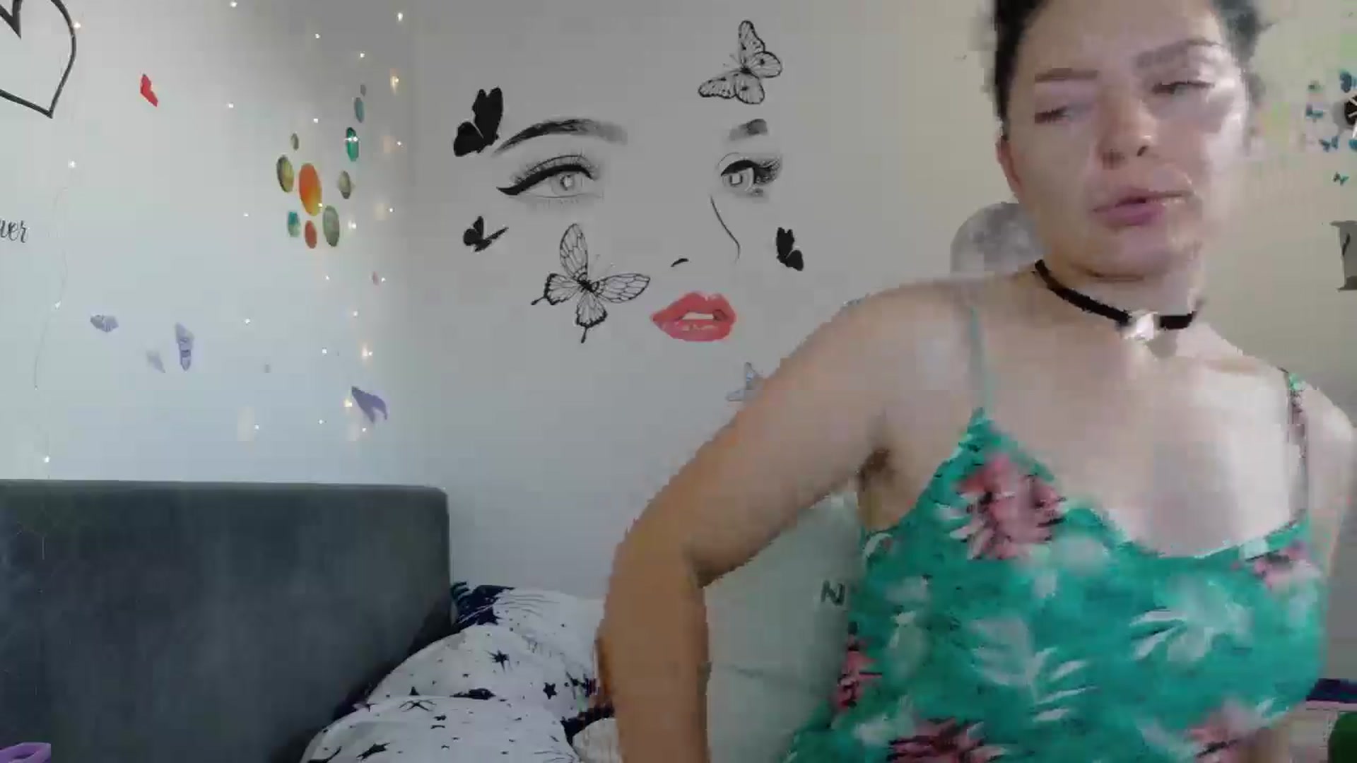 Gallery image thumbnail from YreneA's myfreecams stream on, 07/16/2025, 04:18 image 10 of 20