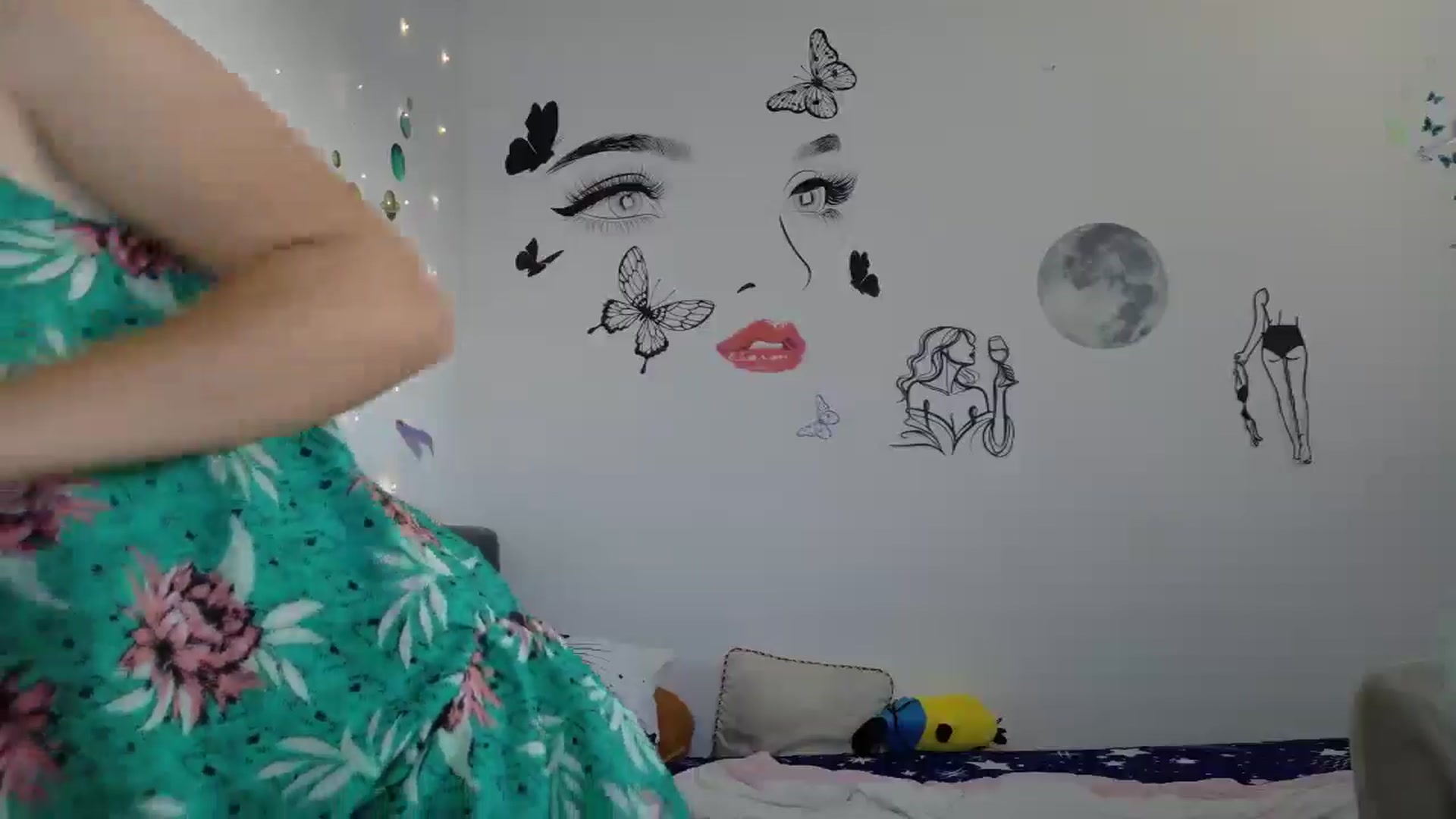 Gallery image thumbnail from YreneA's myfreecams stream on, 07/16/2025, 04:18 image 6 of 20